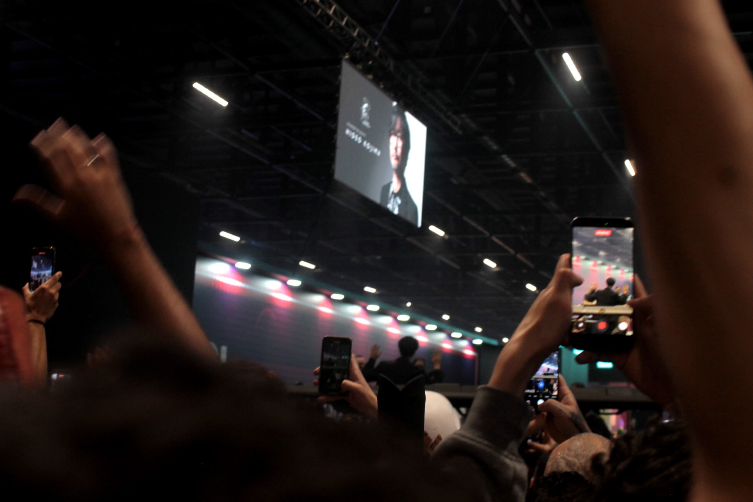 Kojima ½ — Investigando o caos da participação de Hideo Kojima na BGS 2025